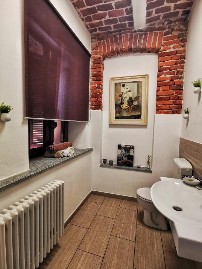 Regis B&B Camere Centro Storico Chivasso Exterior foto